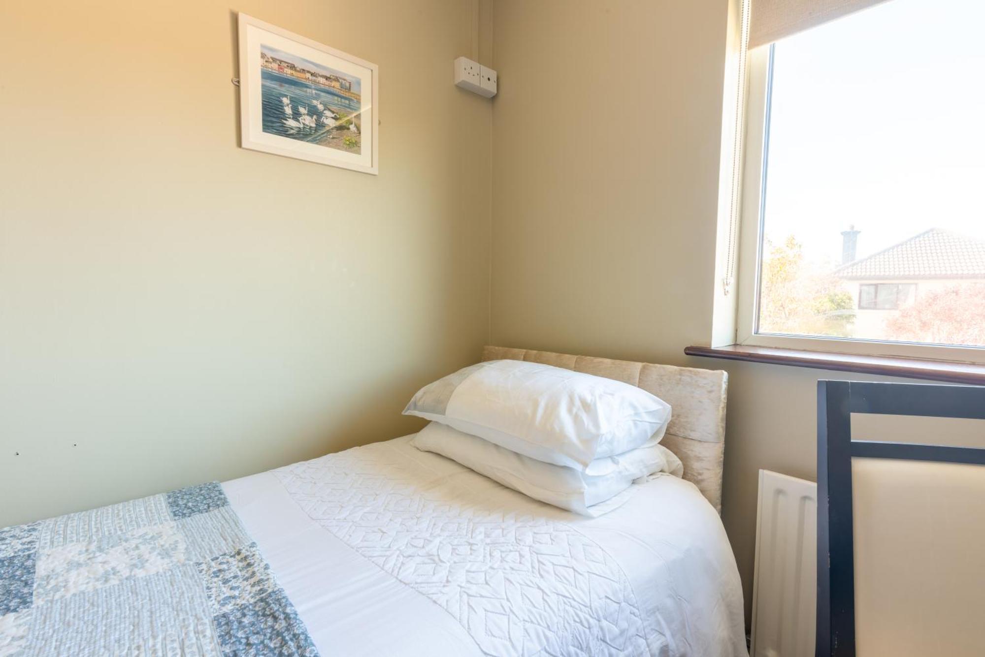 Avalon House Ξενοδοχείο Γκάλγουεϊ Εξωτερικό φωτογραφία