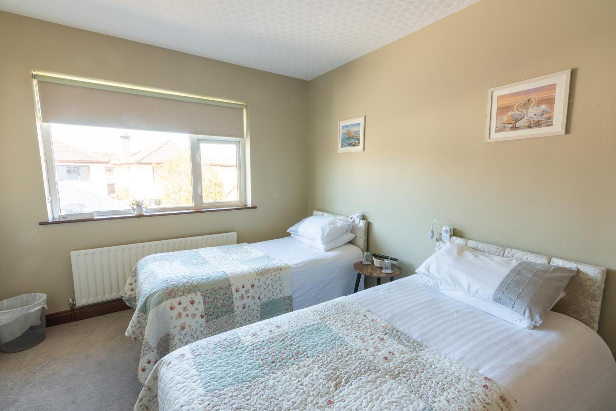 Avalon House Ξενοδοχείο Γκάλγουεϊ Εξωτερικό φωτογραφία