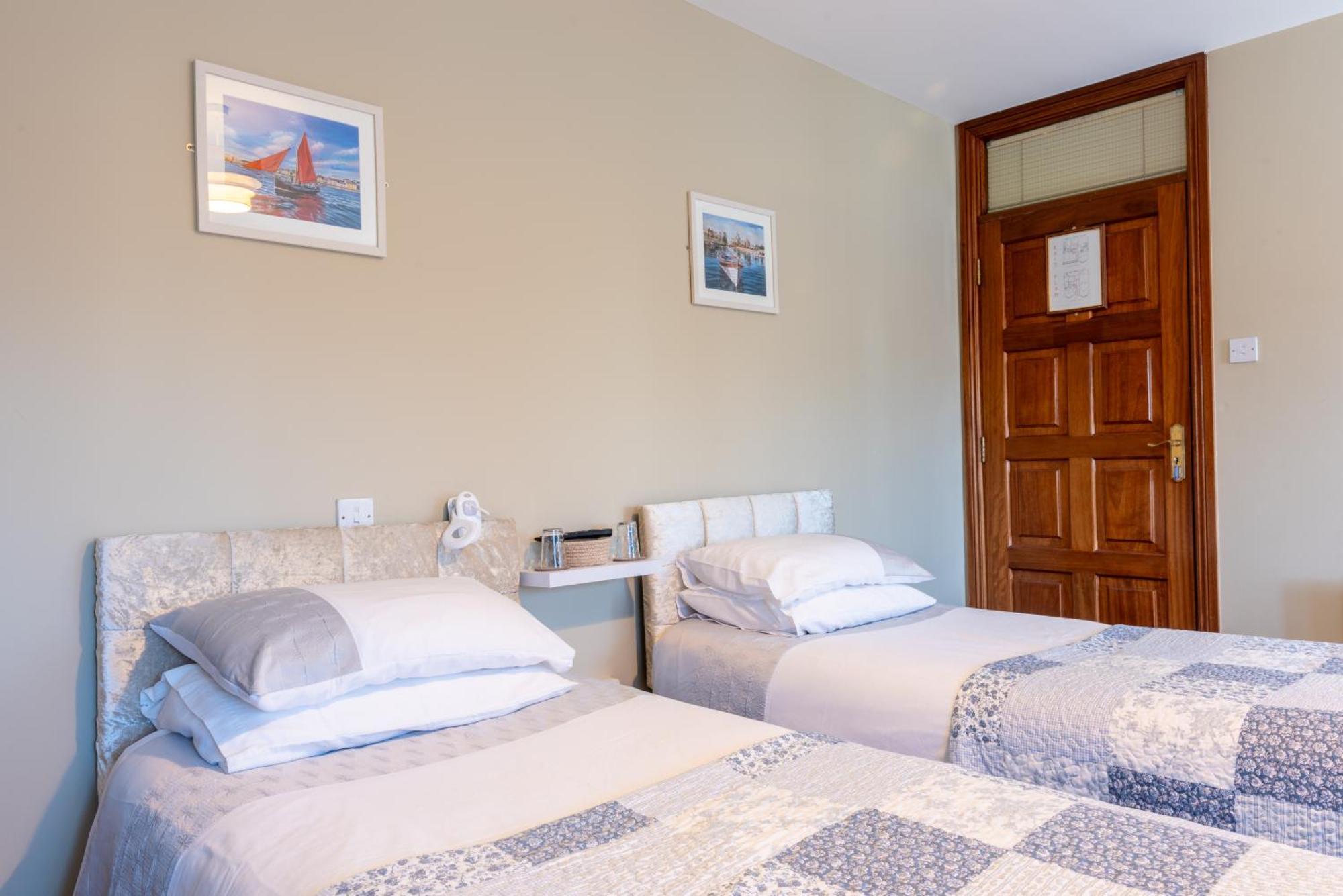 Avalon House Ξενοδοχείο Γκάλγουεϊ Εξωτερικό φωτογραφία